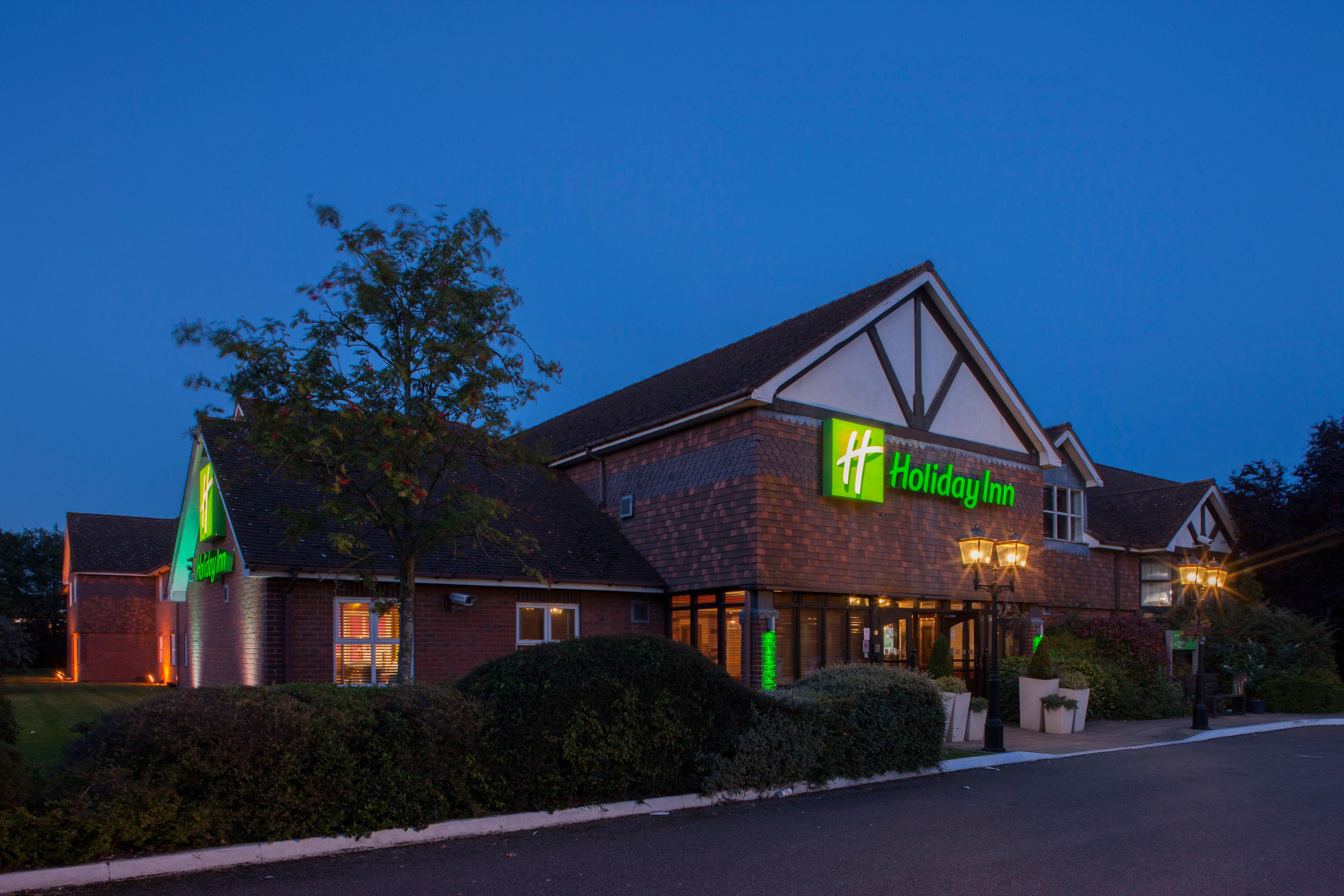 Holiday Inn Reading West By Ihg Bagian luar foto