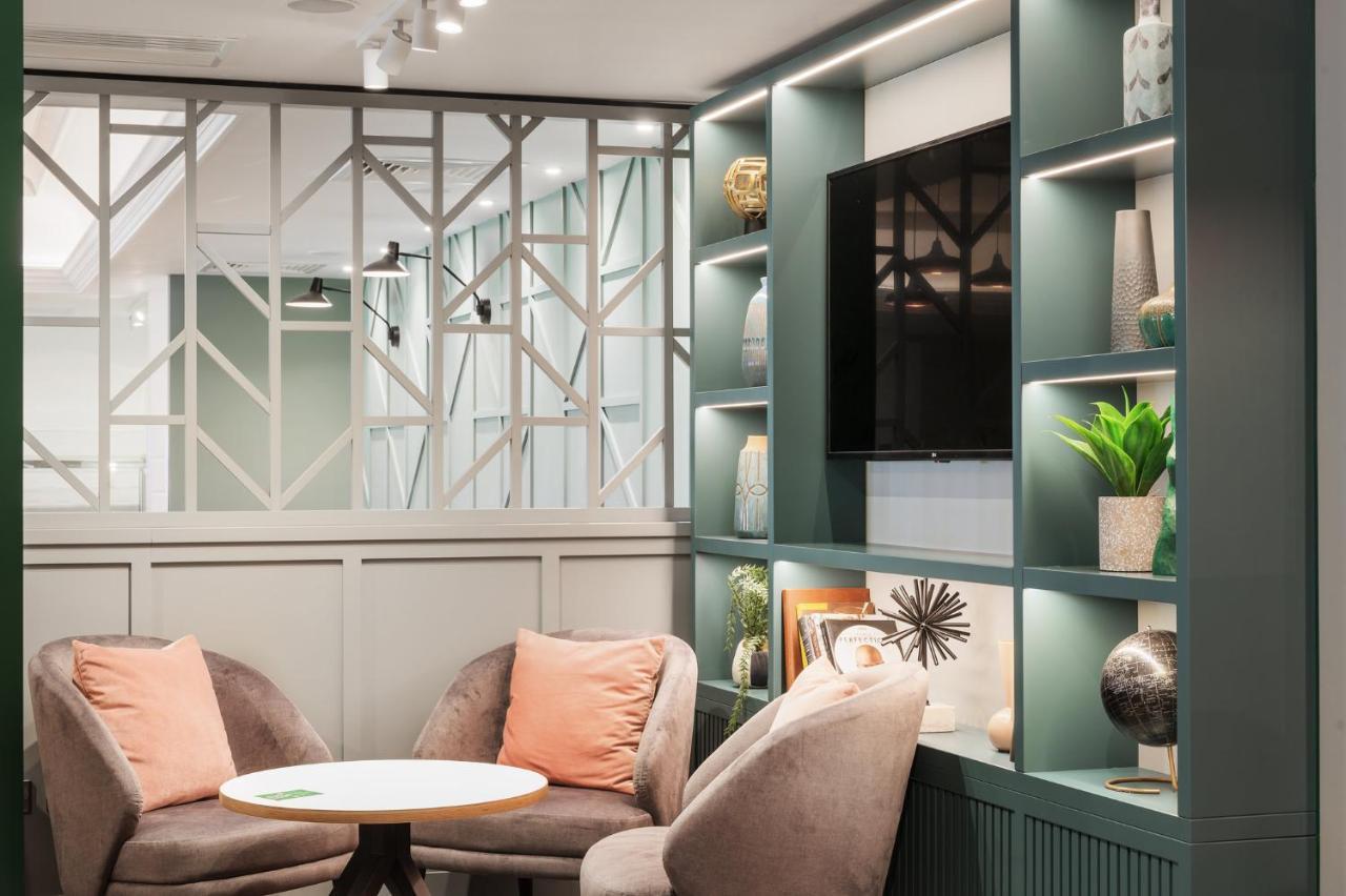 Holiday Inn Reading West By Ihg Bagian luar foto