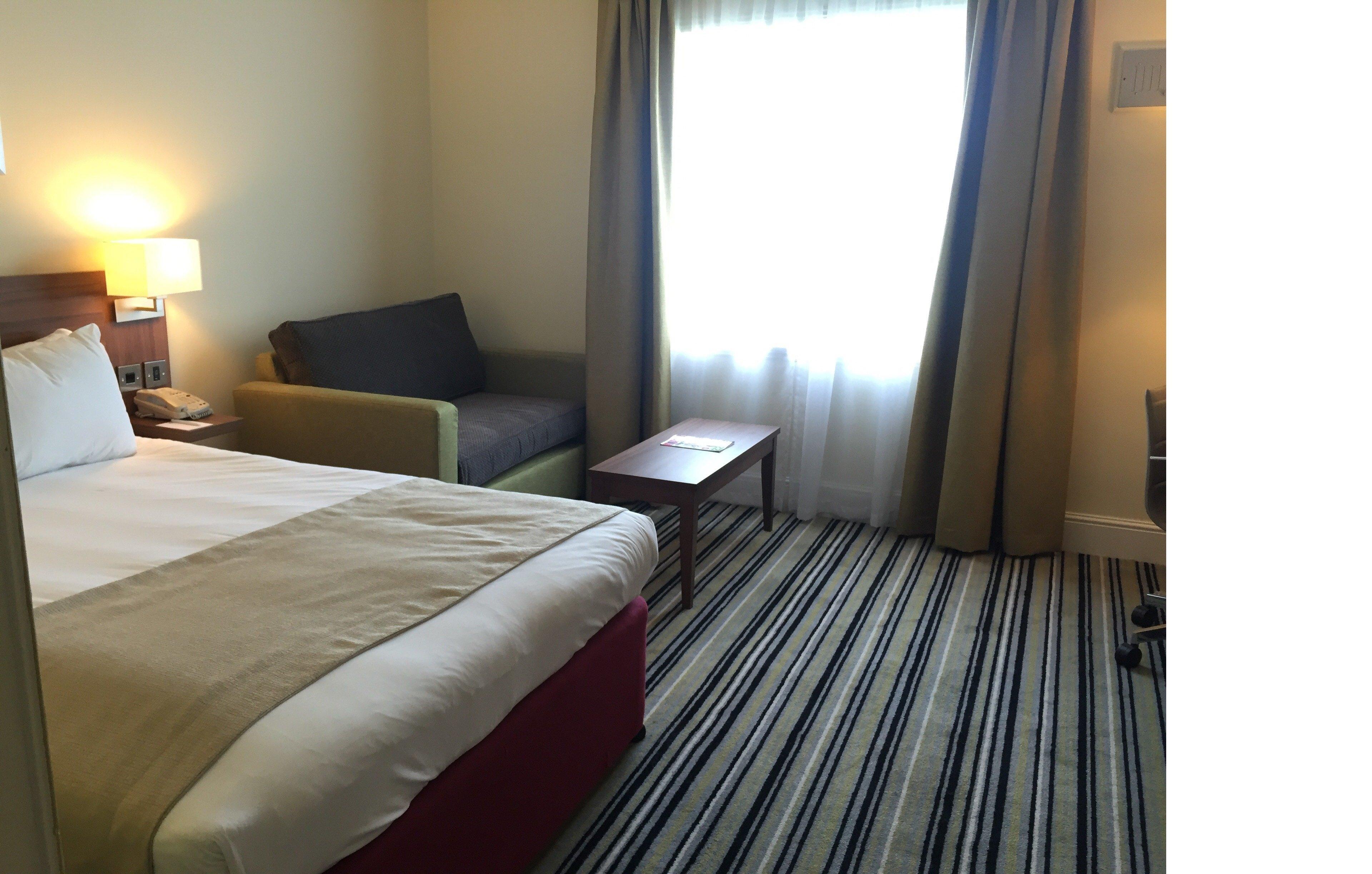 Holiday Inn Reading West By Ihg Bagian luar foto