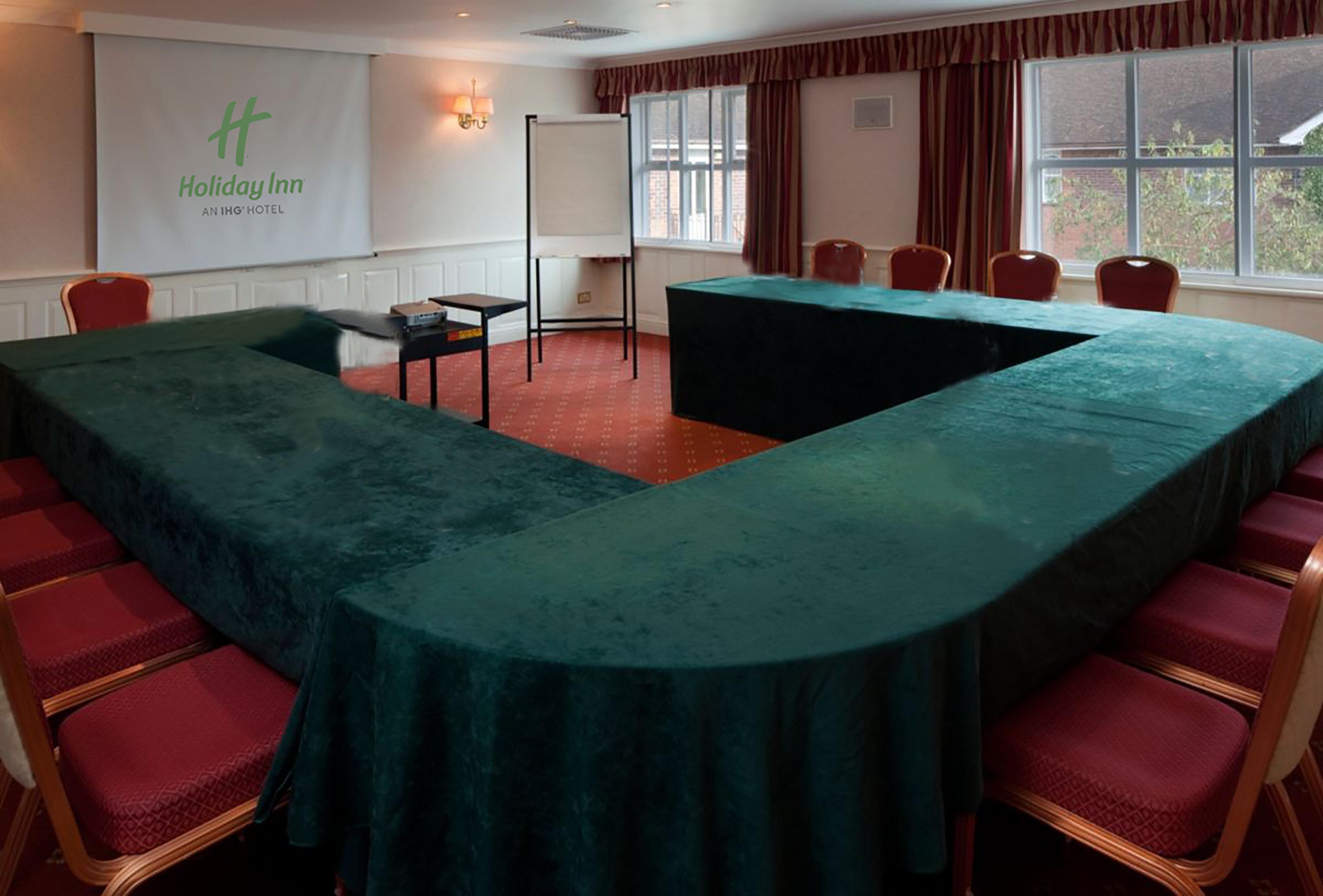 Holiday Inn Reading West By Ihg Bagian luar foto