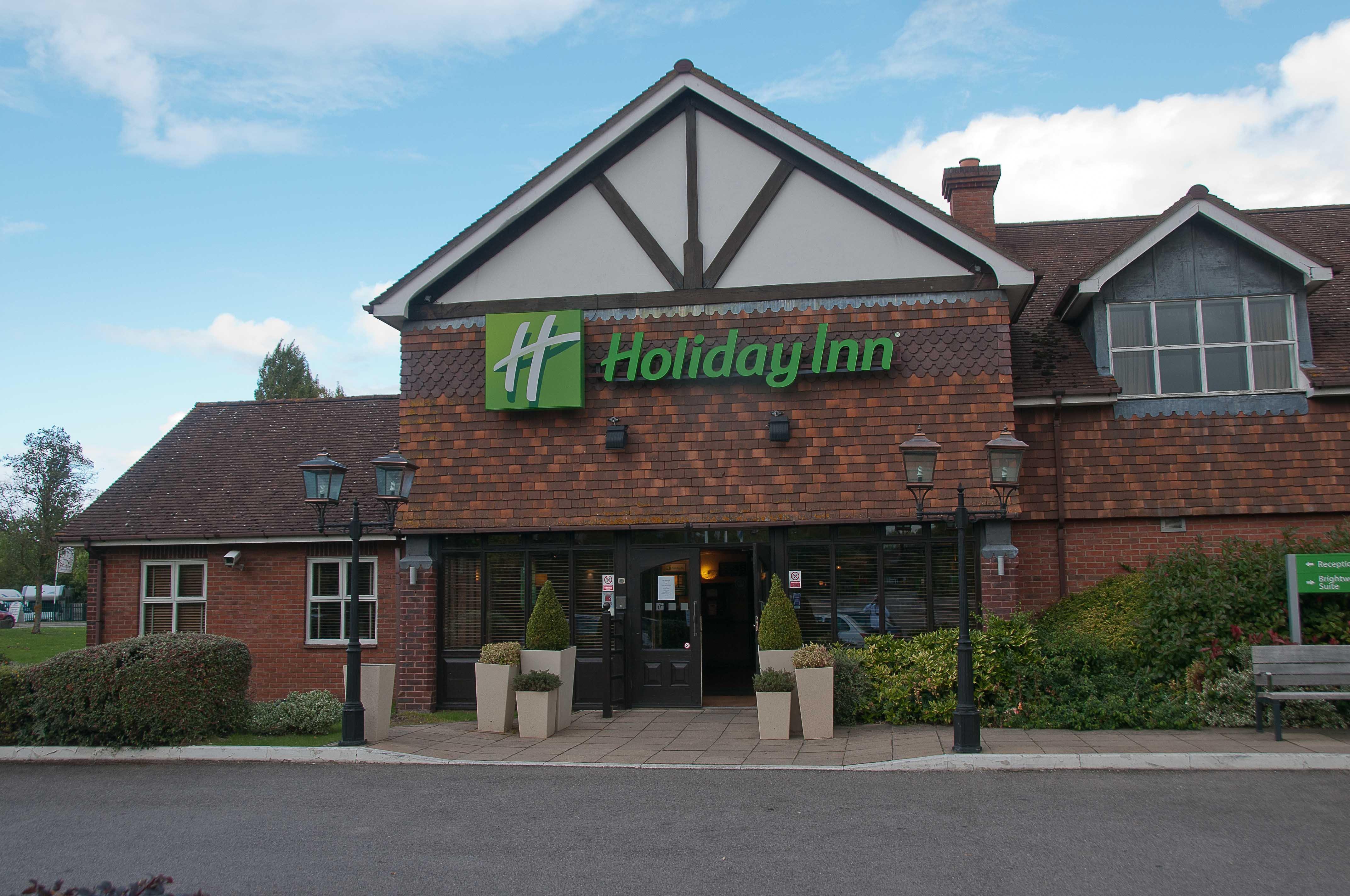 Holiday Inn Reading West By Ihg Bagian luar foto