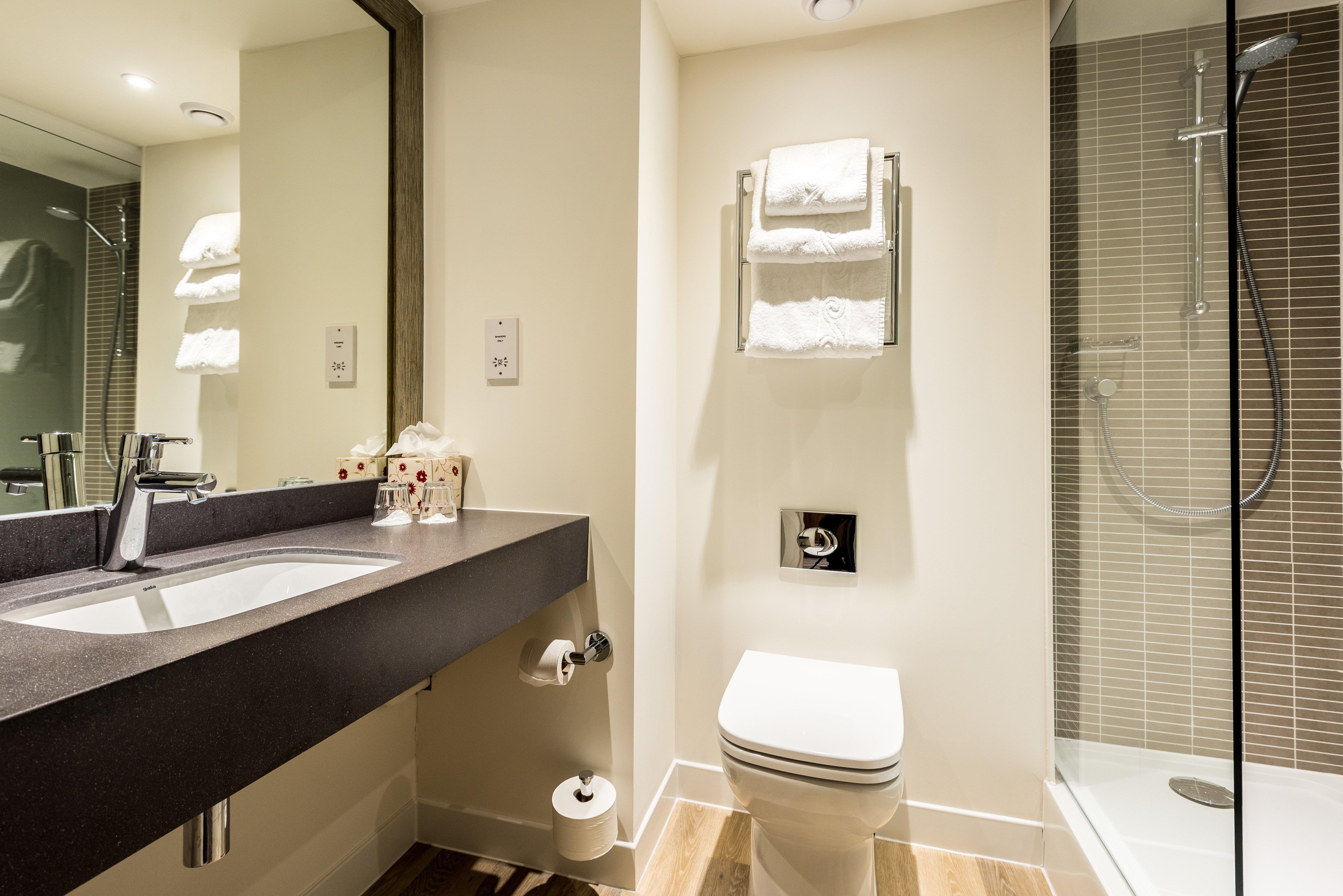 Holiday Inn Reading West By Ihg Bagian luar foto